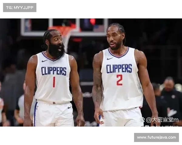 NBA新赛季战况分析：超级巨星加盟新球队阵容变化及季后赛前景预测