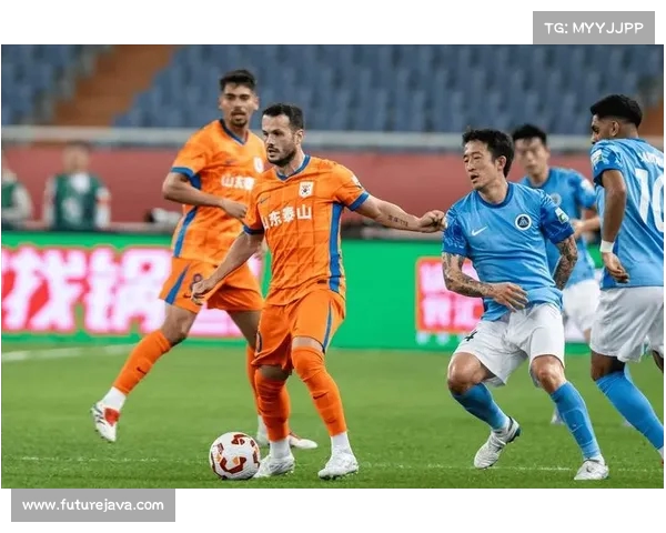 山东4-0新鹏城上半场李源一任意球破门 克雷桑泽卡双线助攻 山东4-0新鹏城上半场李源一任意球破门 克雷桑泽卡双线助攻